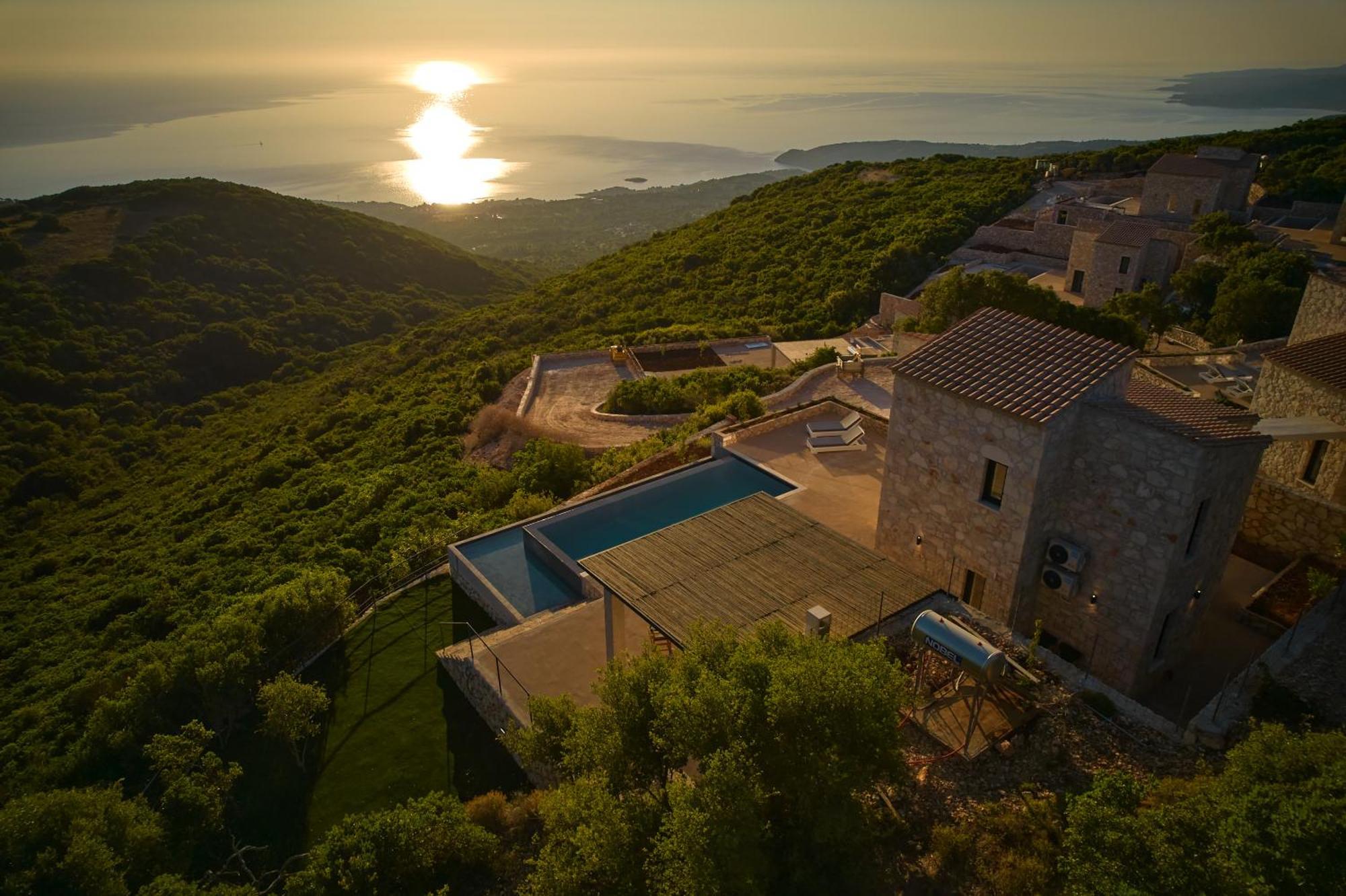 Aroa Eco Living Experience Villa Volimes Luaran gambar